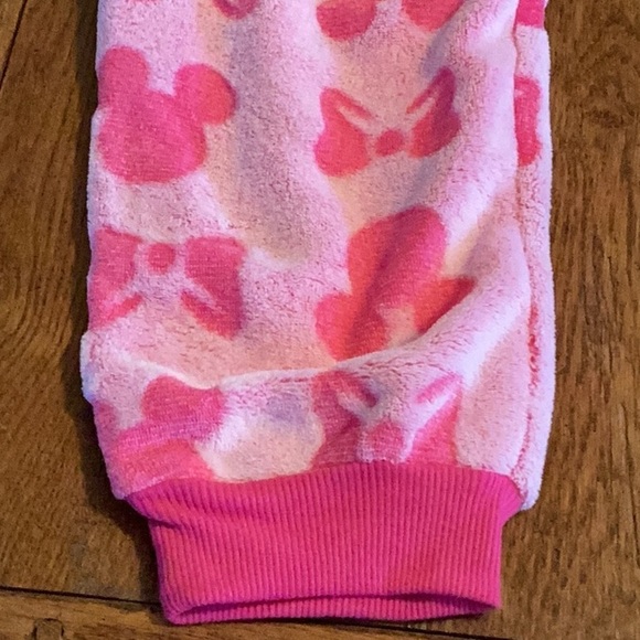 Disney Cozy Fleece Pajama Set Pink Minnie Mouse NWT❗️ - Picture 16 of 16